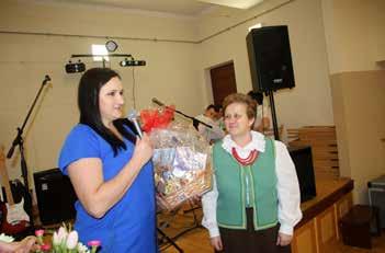 Uroczyste spotkanie mieszkańców Starej Wsi I, którego inicjatorem i organizatorem było miejscowe KGW nawiązywało do Ogólnopolskiego Święta Osób Starszych.