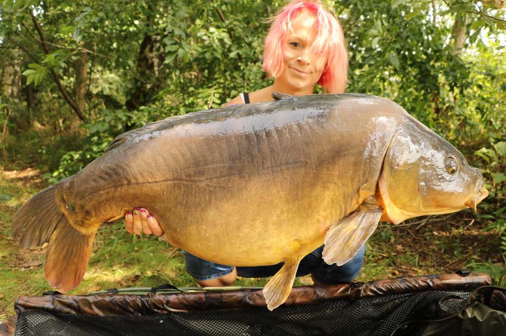 Idealne na dalekie odległości! Maike Prinz kocha swoje naturalne jeziora w Meklemburgii w Niemczech. Często zdarza się że musi umieścić swoje zestawy setki metrów od brzegu.