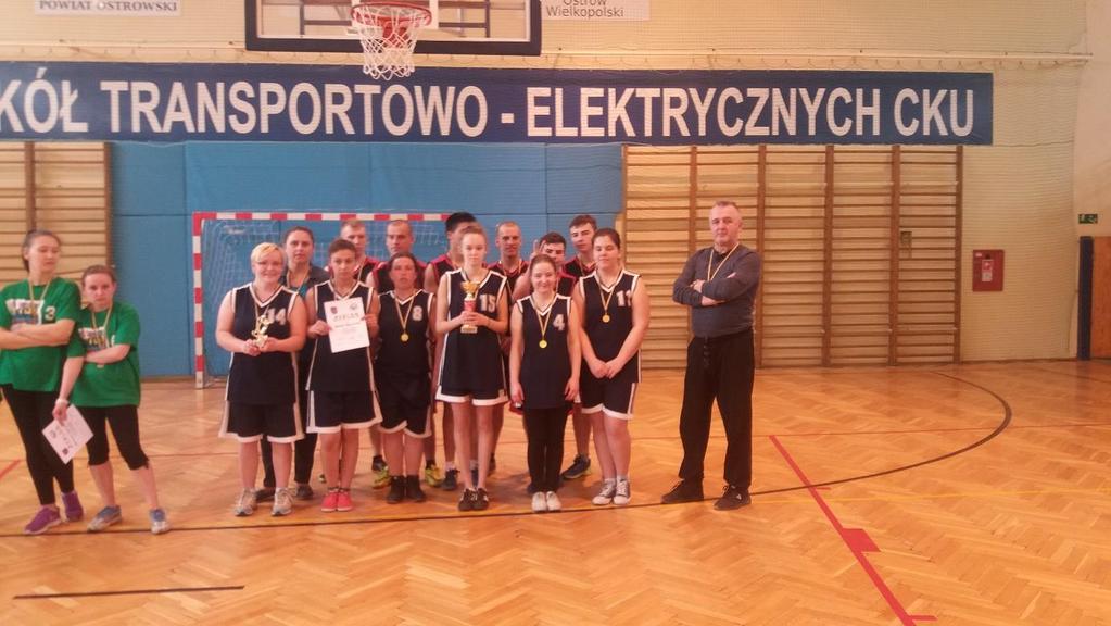 I MIEJSCE DZIEWCZĘTA REPREZENTOWALI NAS: Kopeć