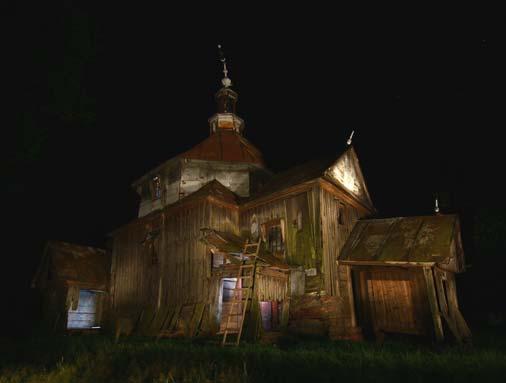 obr.2 Osvetlenie ruiny dreveného kostola poskytnuté polskými kolegami v rámci spracovávania: www.european-wooden-religiuous-heritage.