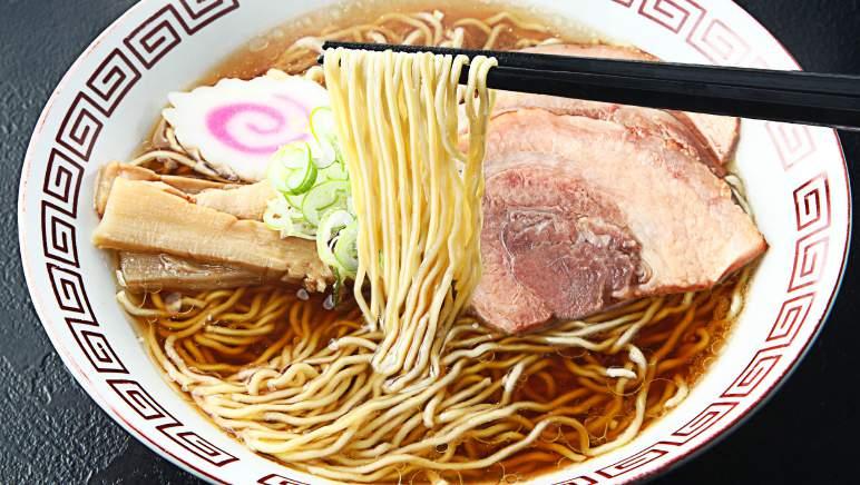 WAVY NOODLE 東京ちぢれ麺 MAKARON