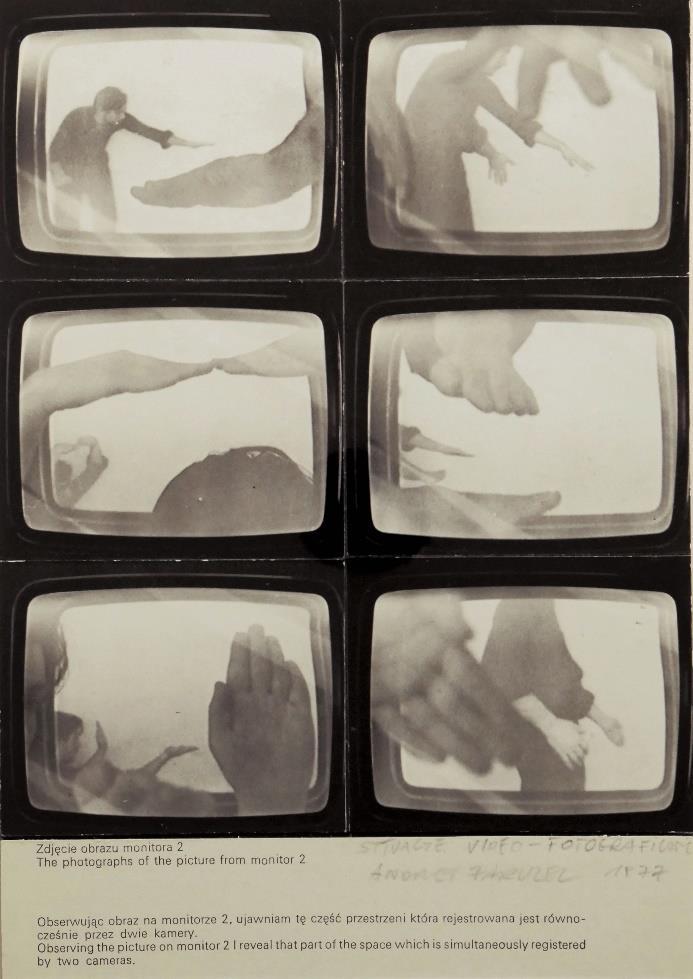 [9] Andrzej Paruzel (1951) Sytuacje video-fotograficzne A z serii Sytuacje video-fotograficzne 1977 Sześć odbitkek żelatynowo-srebrowych, papier, 6,5 x 8 cm każda, komentarz autorski na papierze w
