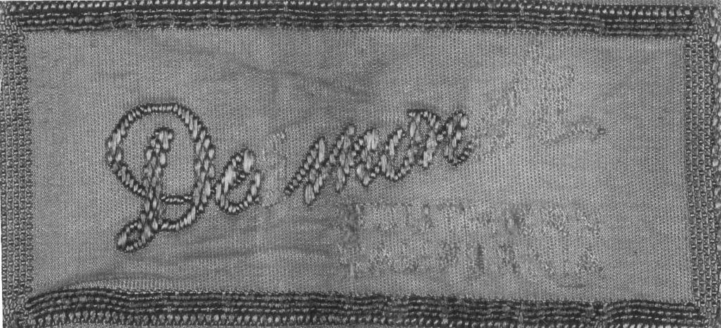 [36] Mariola Przyjemska (1963) De mon 1997 Fotografia laminowana, papier, wym. 14,1 x 30,5 cm; w oprawie (drewniana rama, szkło) Sygn. dat.