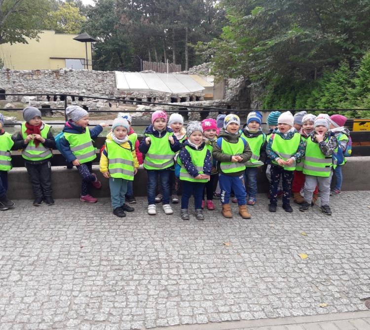 Dużą atrakcją w tym miesiącu była wycieczka do ZOO w Płocku na która wybraliśmy się wraz