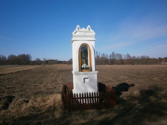 KARTA GMINNEJ EWIDENCJI ZABYTKÓW 54 1. OBIEKT Kapliczka przydrożna 5. MIEJSCOWOŚĆ Wólka Szczawińska Sakralna mur Pocz. XX w. 10. ADRES Wólka Szczawińska 13. NUMER EWIDENCYJNY DZIAŁKI 89 14.