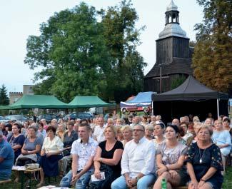 Część koncertu Musica Profana wypełniły występy artystów scen poznańskich w programie pt. Zaczarowany świat operetki i musicalu.