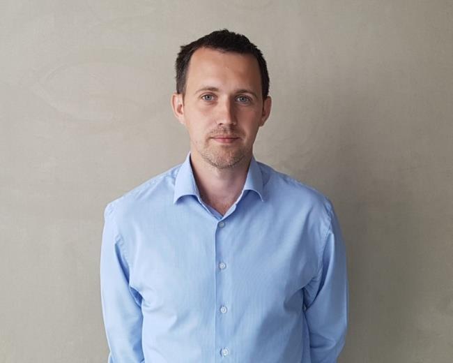 HOSTING OMNICHANNEL