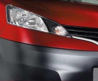 - Kamera cofania - NissanConnect - - - Komputer pokładowy z wielofunkcyjnym wyświetlaczem Tempomat - Ogranicznik prędkości - Centralny zamek z pilotem System I-Key + Automatyczne światła i