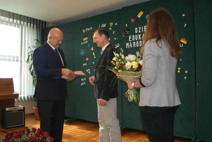 Gościliśmy tego dnia Przewodniczącą Rady Rodziców panią Beatę Zimniewicz, Prezesa Zarządu Oddziału Związku Nauczycielstwa Polskiego pana Krzysztofa Dropa, Instruktora Strzelectwa, Inspektora w