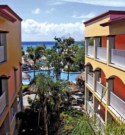 MEKSYK Pełna oferta hoteli na stronie riwiera maya hotele Iberostar Paraiso Beach + All inclusive Kompleks hotelowy położony przy, piaszczystej plaży, między Puerto Morelos a Playa del Carmen, 15 min.