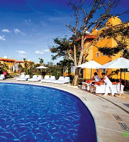 MEKSYK wyspa cozumel hotele Hotel Iberostar Cozumel + Bungalowy położone na terenie tropikalnego ogrodu, tuż przy piaszczystej plaży.
