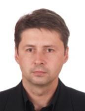 Jest doktorantem Instytutu Technicznego Wojsk Lotniczych. Prof. dr hab. inż. Józef Błachnio jest pracownikiem naukowym Instytutu Technicznego Wojsk Lotniczych.