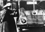 PO WOJNIE Warszawska "drogówka" była jedną z pierwszych służb milicyjnych, jakie powstały po wyzwoleniu stolicy. Kwiecień 1945 r.