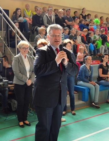 MAJ 2018 8 ROZMAITOŚCI nr 25 Zadanie udostępnił serwis krzyżówkowy szarada.net Litery z ponumerowanych pól tworzą rozwiązanie krzyżówki. Spośród wszystkich nadesłanych na adres promocja@starostwo.