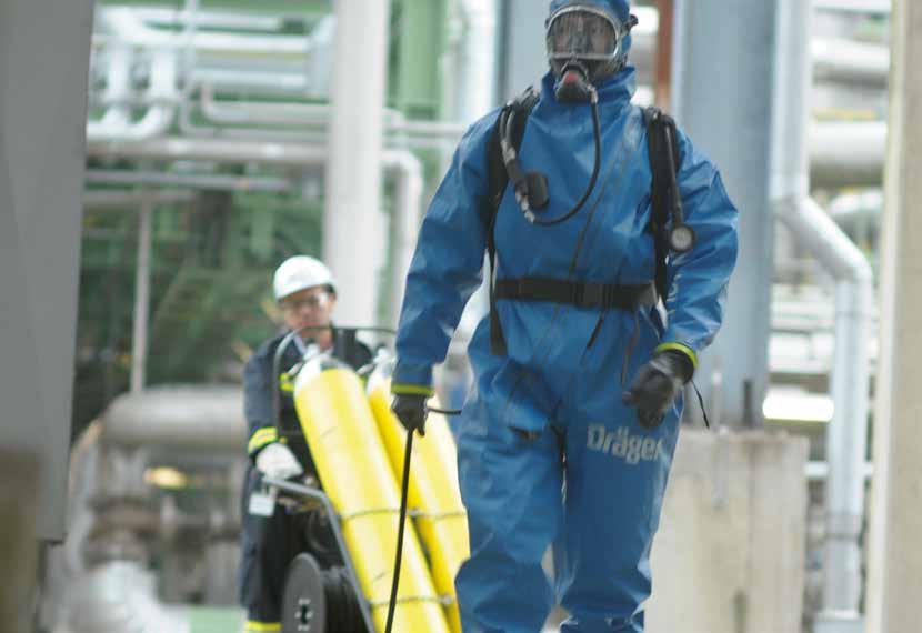 02 ST-10002-2008 Dobrze zaopatrzeni. Gdziekolwiek Państwo jesteście i cokolwiek Państwo robicie możliwość oddychania powinna być tak nieograniczona, jak to tylko możliwe.