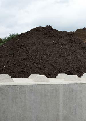 MEGAOK 20 MEGAOK szerokośc 80 cm zewnętrzna szary KLOCEK SYSTEMOWY 80, 160 cm standardowo surowo zacierana beton licowy gładki MEGAOK jest idealnym rozwiązaniem do budowy składów materiałów sypkich,