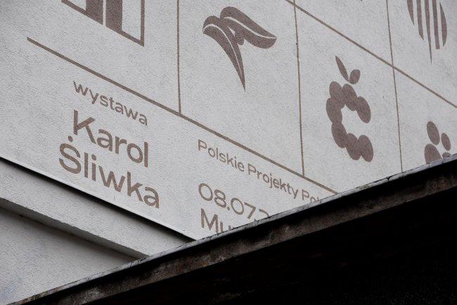 Nowy mural w Śródmieściu! Nowy mural zajął ścianę budynku przy ulicy Obrońców Wybrzeża.