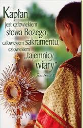 Przed przybyciem do naszej Bazyliki był rektorem seminarium zmartwychwstańców w Krakowie, przełożonym prowincjalnym w Polsce i proboszczem jednej z poznańskich parafii.