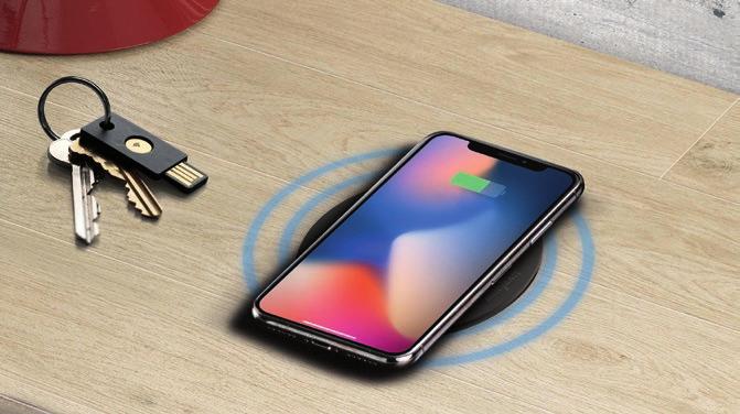 Panele przyłączeniowe Urządzenia zintegrowane WIRELESS CHARGER Fs80 WIRELESS CHARGER Fs80 934.001 Czarny (podobny do RAL9005) Standard Qi: WPC1.