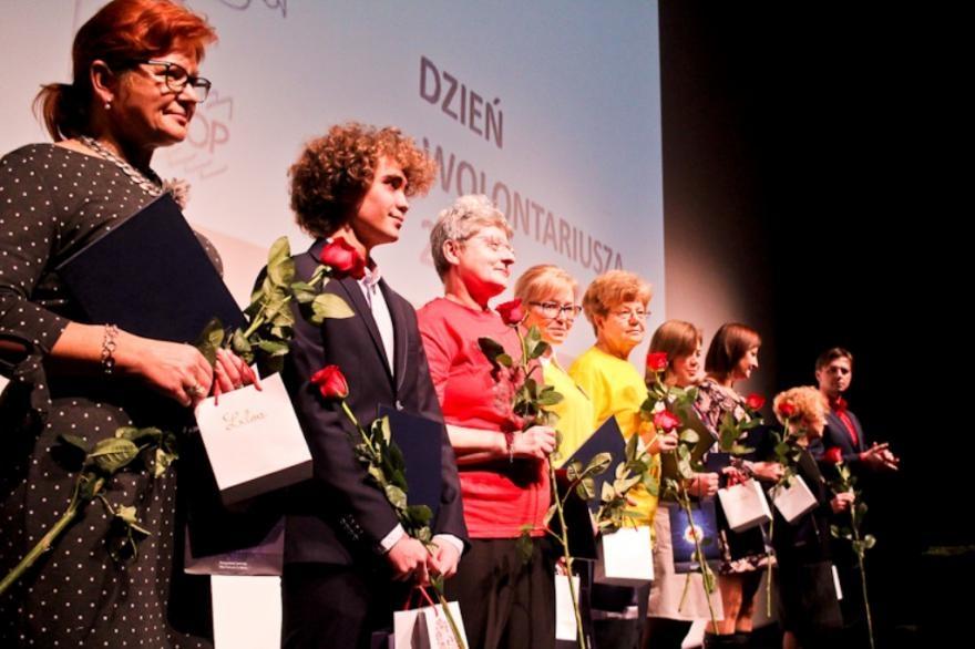 Wolontariusz Roku 2018 Dziesięciu laureatów konkursu Wolontariusz Roku 2018 poznaliśmy 5 grudnia podczas uroczystej gali w kinie Amok.