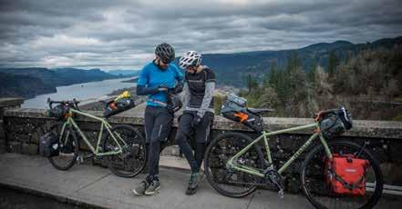Optional accessories: pannier carrying system, shoulder strap (No. E172), QL2.1 hooks up to 20 mm (No. E193) 479,90 zł Materiał Mont.