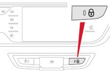 Centralne ryglowanie Centralne ryglowanie ręczne F Nacisnąć ten przycisk, aby włączyć centralne ryglowanie samochodu (drzwi i bagażnik) z wnętrza kabiny.