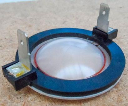 TUTORIALE ok. 500 zł, bo tyle kosztował malutki komplet naprawczy z cewką 25 mm. Zwrotnica do tej potężnej paczki dwudrożnej składała się z 3 elementów i miała wielkość 2 pudełek od zapałek.