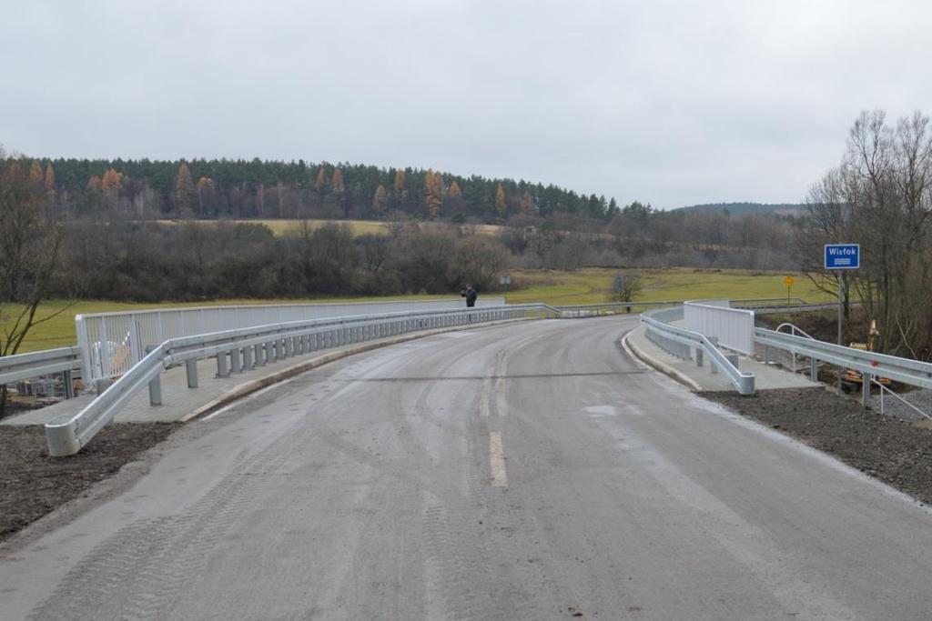 22+152 Długość mostu wraz z dojazdami: 0,09 km Okres realizacji: 2015