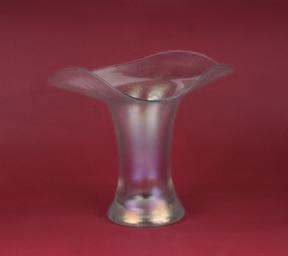 Meissen, wys. 23,5 cm 2 800,- 107.