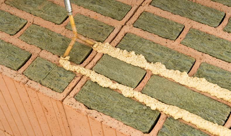 Rozwiązania ścienne Ściany w technologii Porotherm Dryfi x Porotherm Dryfi x Porotherm Dryfi x to system murowania szlifowanych pustaków ceramicznych Porotherm Dryfi x na specjalistyczną zaprawę