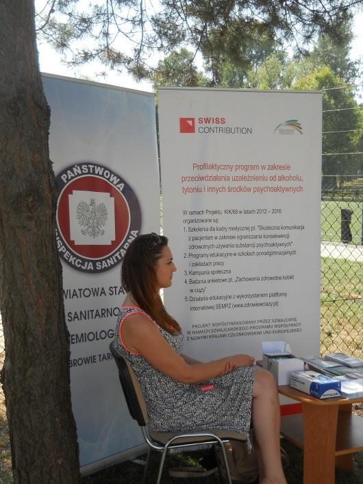 AKCJA PROFILAKTYCZNA w Dąbrowie Tarnowskiej RAZEM PO ZDROWIE na terenie basenu