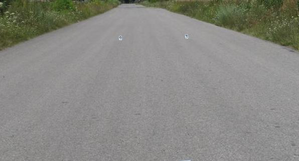 Fot. 9 i 10. Ujawnione ślady hamowania - próba 3 i 4 Fot. 11 i 12.