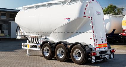 CM35 LEKKA CEMENTONACZEPA O WADZE 4350 kg NAJWYŻSZA JAKOŚĆ WYKONANIA WYRÓŻNIAJĄCY SIĘ DESIGN DŁUGI OKRES EKSPLOATACJI Firma
