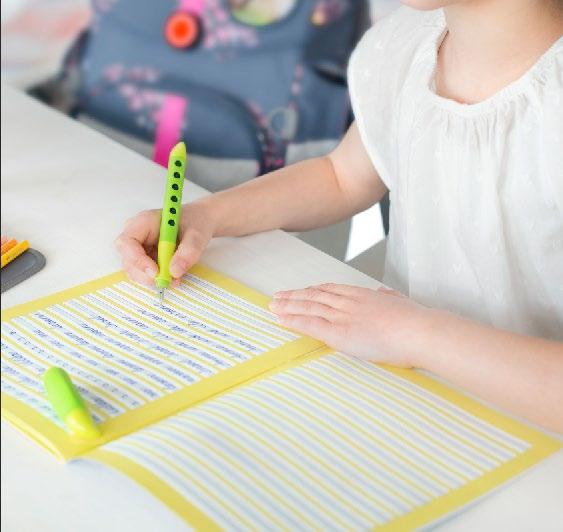 JASNOZIELONE 1 33,99 zł 14984 PIÓRO WIECZNE SCRIBOLINO DLA PRAWOR. RÓŻOWE 1 33,99 zł 149847 PIÓRO WIECZNE SCRIBOLINO DLA PRAWOR. NIEBIESKIE 1 33,99 zł 14980 PIÓRO WIECZNE SCRIBOLINO DLA PRAWOR.