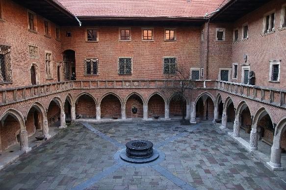 Patronat honorowy Konsul honorowy Republiki Litewskiej w Krakowie, prof. dr hab. Jan Widacki Konferencja Archiwalia Kraków, Collegium Maius Uniwersytetu Jagiellońskiego 02-04.VII.2018 r.