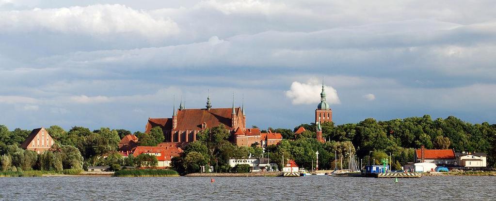 Odwiedzimy bardzo ciekawe Muzeum Archeologiczno-Historyczne z niezwykle ciekawą, urządzoną w bardzo interesujący sposób ekspozycją.