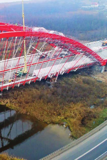 Mosty POLSKA Do realizacji obiektów na budowie obwodnicy Ostródy użyto następujących ilości głównych materiałów: stal zbrojeniowa 19 568 Mg, beton konstrukcyjny 137 378 m 3, stal do podwieszenia 482