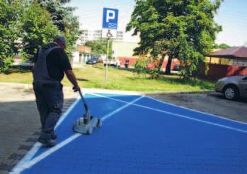 wjazd oraz droga dojazdowa do budynków realizowany