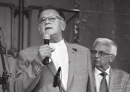 konrad zubel wa i jego mieszkańców, za skuteczną i owocną współpracę z Siemianowicką Spółdzielnią Mieszkaniową, w celu podniesienia wygody i komfortu zamieszkiwania mieszkańców dzielnicy Bytków.