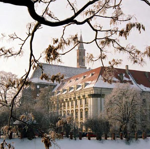 kultury i dziedzictwa narodowego; kościoły i związki wyznaniowe oraz osoby prawne kościołów i związków wyznaniowych; organizacje pozarządowe, w tym regionalne i lokalne organizacje turystyczne;