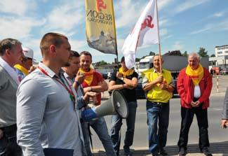 Aktualności Pikieta przed siedzibą sumiriko Agnieszka Masłowska Stajemy przed Wami w jakże trudnych dla nas chwilach, prosząc Was o pomoc i wsparcie, abyście licznie przybyli na organizowaną przez