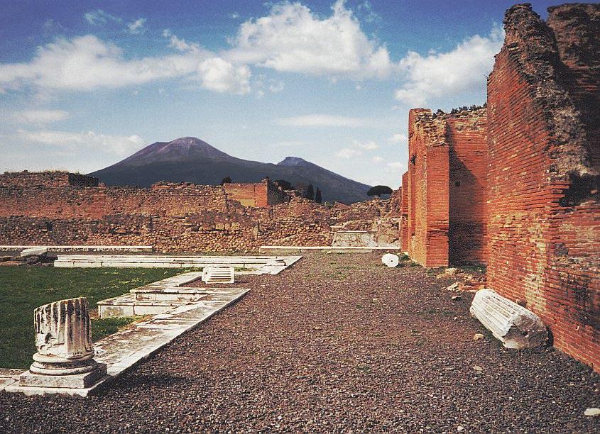 Widok na Wezuwiusza z Pompejów Wezuwiusz wnętrze Wezuwiusz (Włochy)