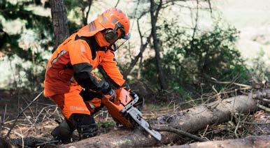 PILARKI Z GÓRNYM UCHWYTEM DLA WYSZKOLONYCH ARBORYSTÓW Nasze pilarki z górnym uchwytem są lekkie i wygodne, mają wąski korpus, a przy tym są maszynami o dużej mocy.