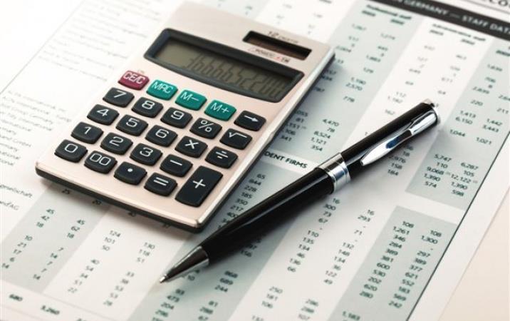 - kolumnę Masa odpadów o kodzie 20 03 01 poddanych innym niż składowanie procesom przetwarzania rozdzielono na odrębne kolumny dla procesów termicznych, MBP, sortowania oraz innych, - usunięto tabele