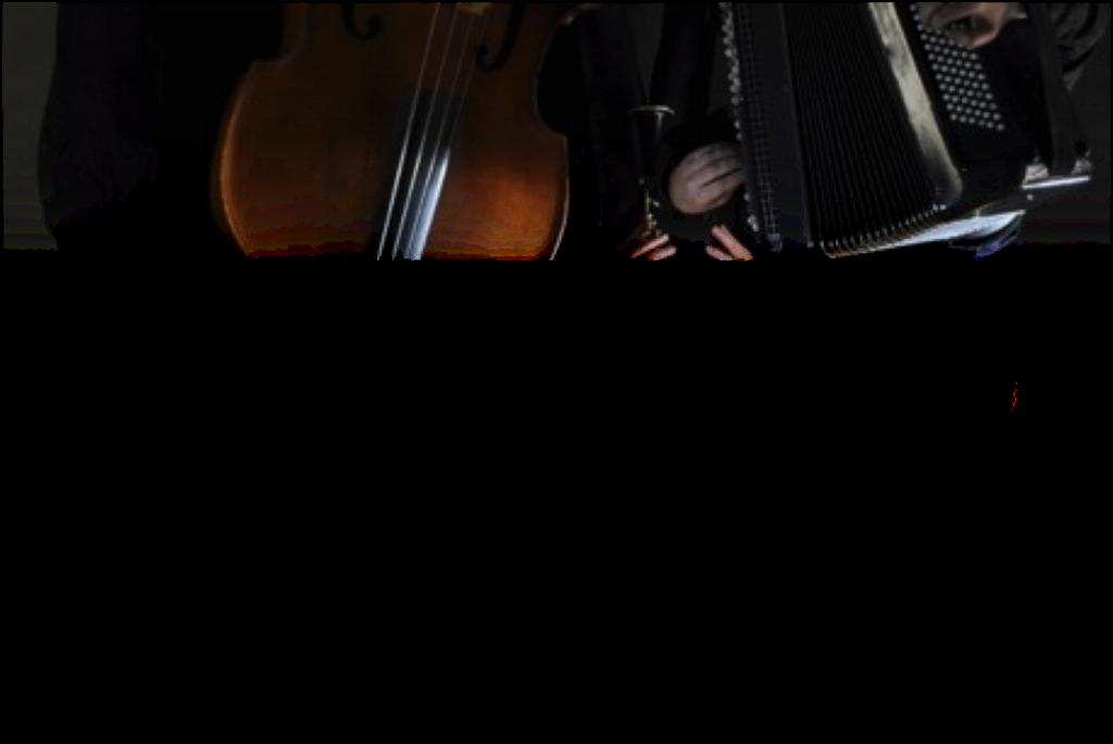 Sarakina Balcan Music Jacek Grekow akordeon, kaval, gajda Jan Mlejnek