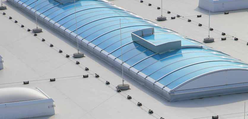 PRODUKT: SYSTEM CI NAŚWIETLE PASMOWE B Z PRZESZKLENIEM LAMINATU Przeszklenie z tworzywa sztucznego wzmocnionego włóknem szklanym Composite 10 mm NRO cavity-resist Oferując CI System Naświetle pasmowe