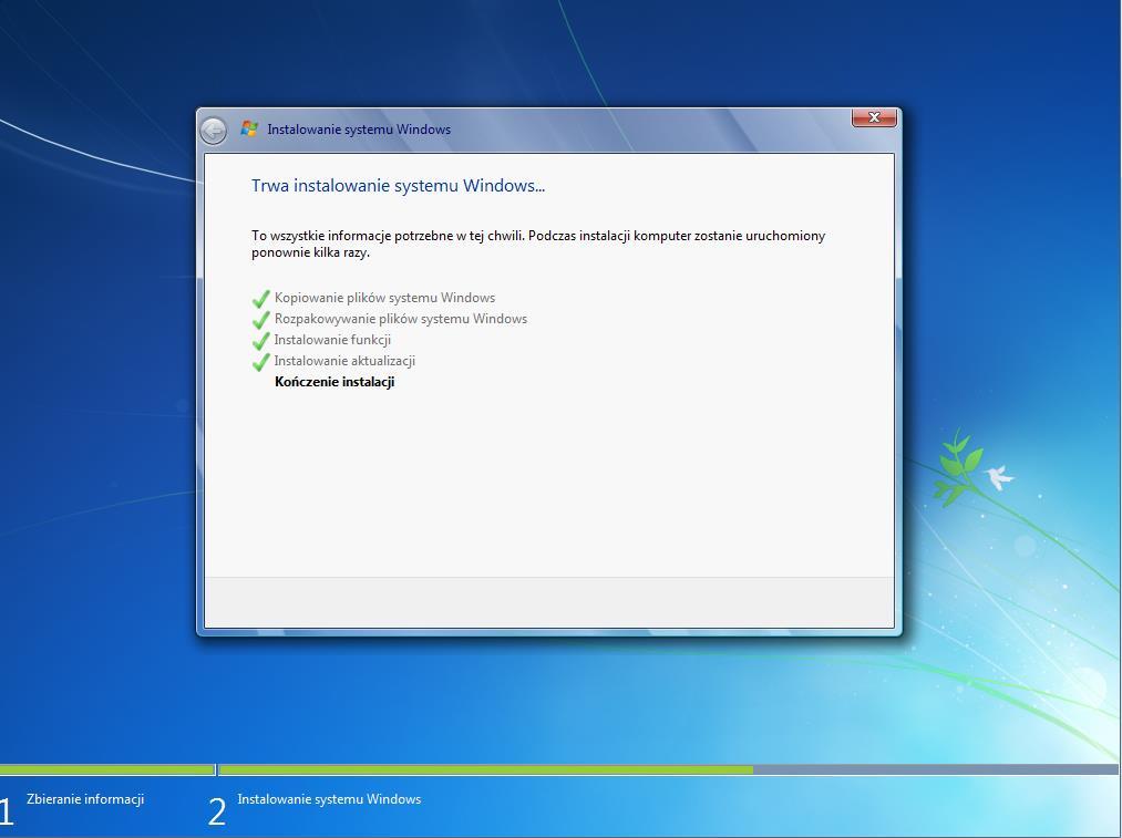 Krok 11 Pojawi się komunikat "Trwa uruchamianie usług przez instalatora". Krok 12 Ponownie pojawi się ekran "Instalacja Windows...". Windows może uruchamiać się ponownie kilka razy.