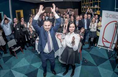 zaprojektowany w harmonii z twarzą i charakterem pacjenta ma wielkie znaczenie.