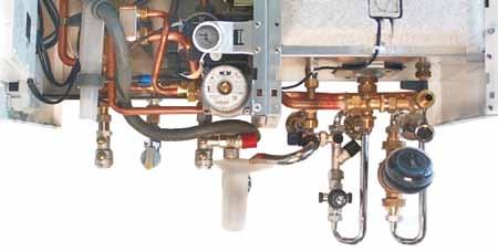c.o. Ø20 (G ¾ ) Przyłącze gazu R ½ Osprzęt hydrauliczny (np., zawory odcinające, pompa cyrkulacyjna, zespół bezpieczeństwa) nie jest zawarty w zakresie dostawy.