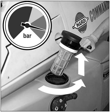3-Opis Filtr ssawny EasyClean Filtr ssawny EasyClean umieszczony jest w strefie roboczej, blisko zaworów Smart Valves.